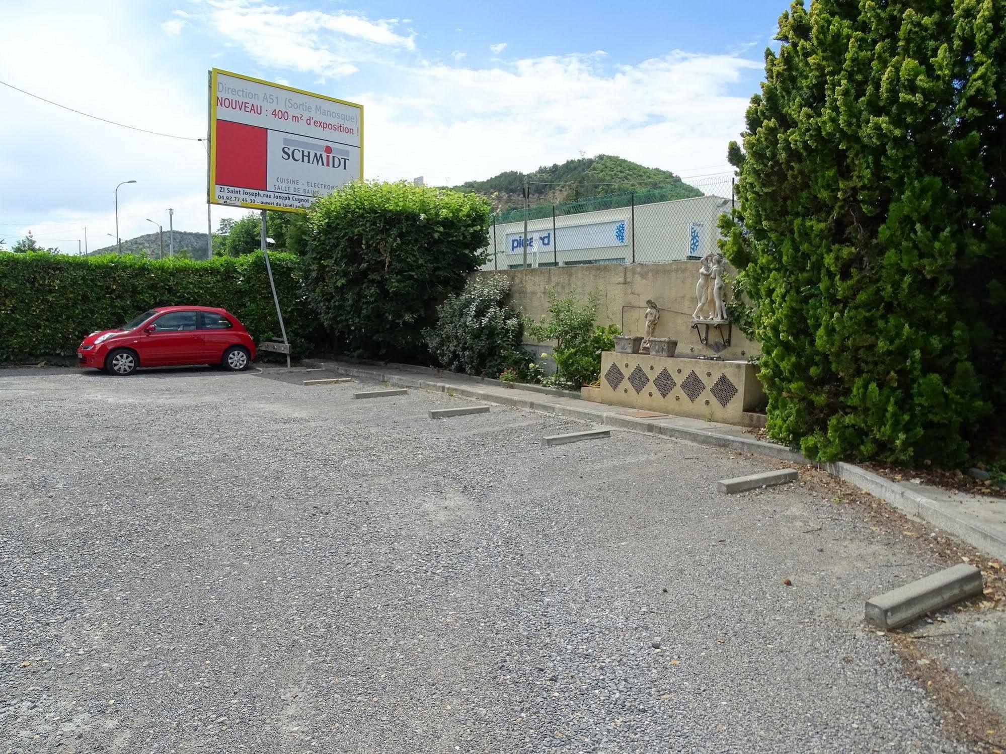 Saint Michel Hotel 2*