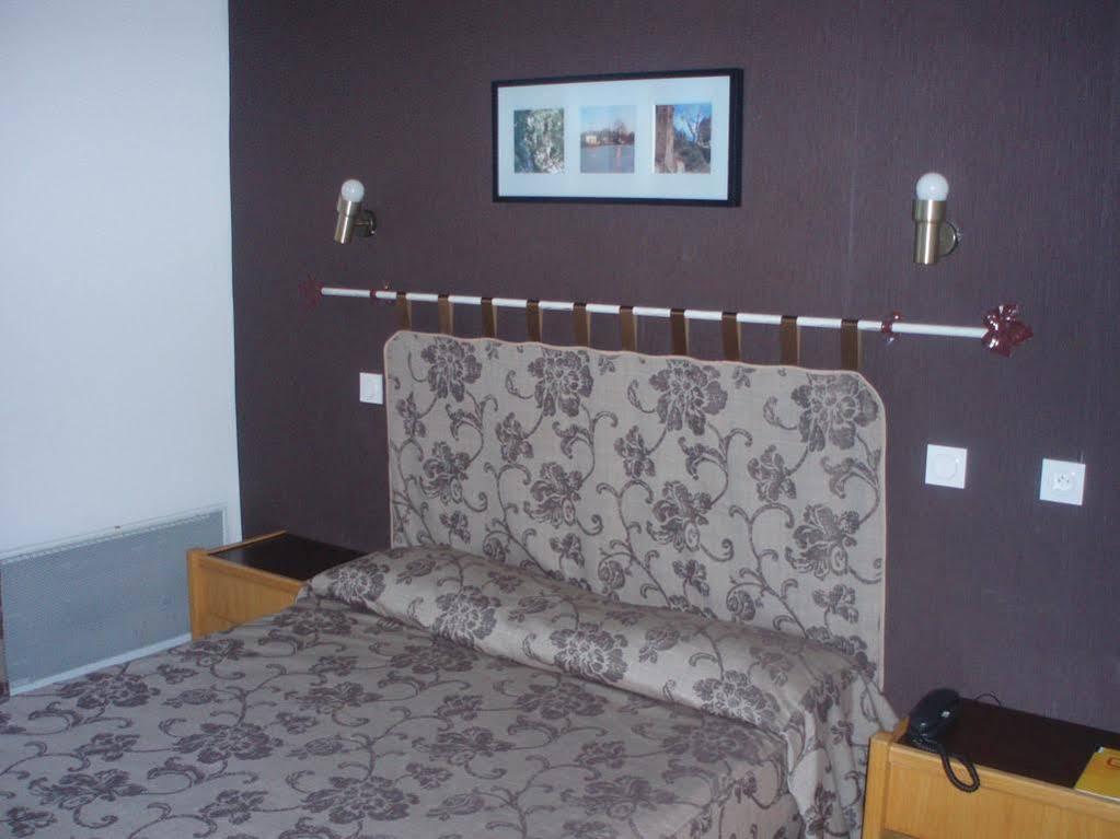 Hotel Saint Michel 2*